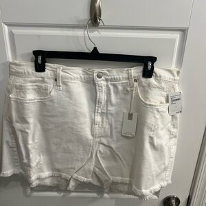 Good American Shorts in White